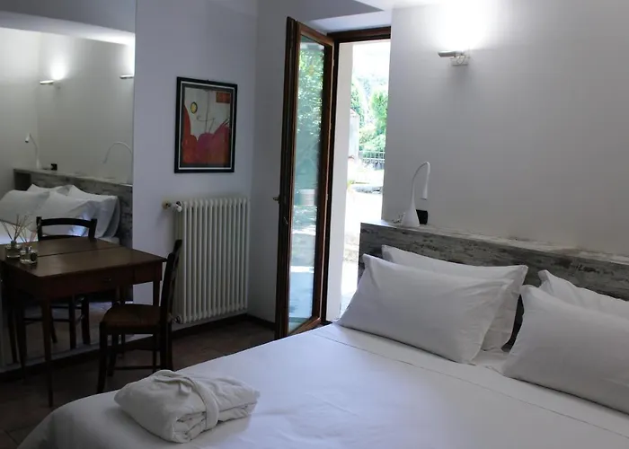 House On The Shore Of *