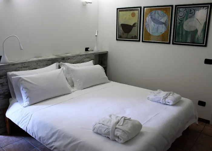 House On The Shore Of