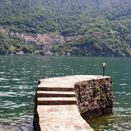 Lejlighed House On The Shore Of